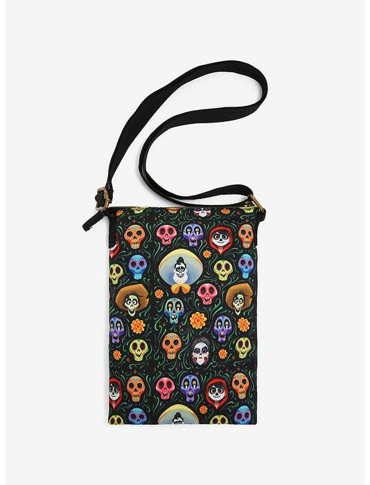 DISNEY PIXAR COCO SKULLS PASSPORT BAG NEW!