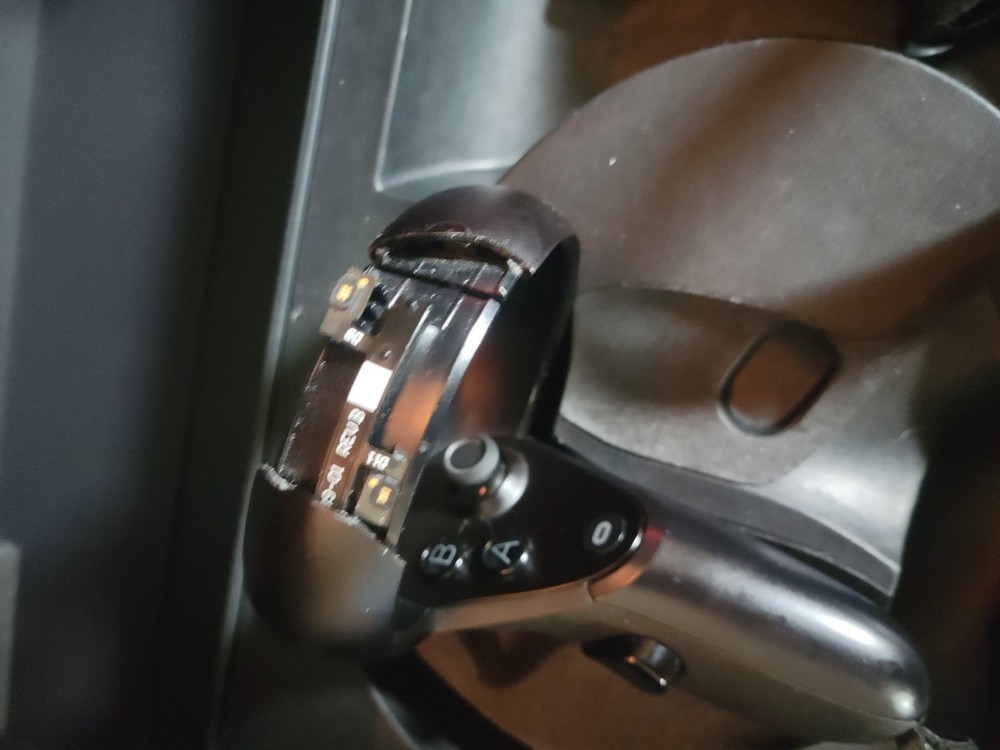 Meta Oculus Quest 64GB VR Headset - Black READ DESCRIPTION