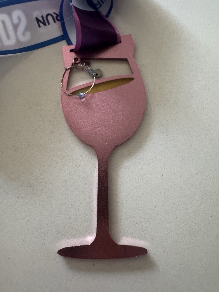 Best Wine Friends Running Medal