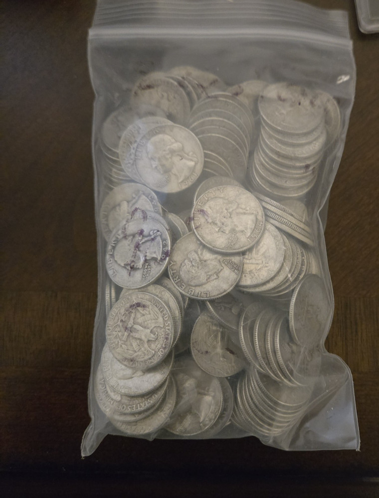 90% Washington SILVER Quarters. 200 coins / $50 Face Value