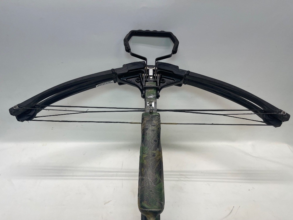 Barnett Revolution AVI Compound Crossbow