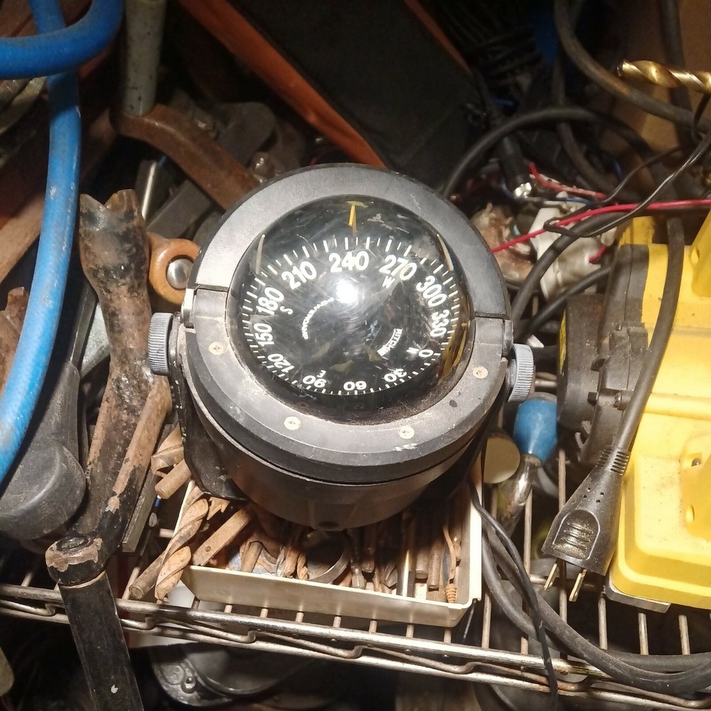 RITCHIE HB-70  Boating Sailing Compass