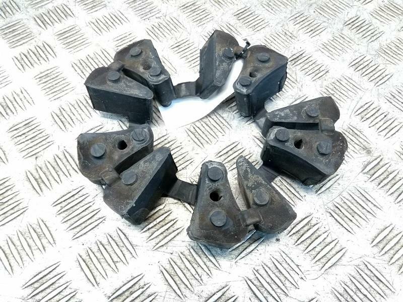 Triumph TIGER 955 (2000-2006) Cushion Drive Rubbers #83