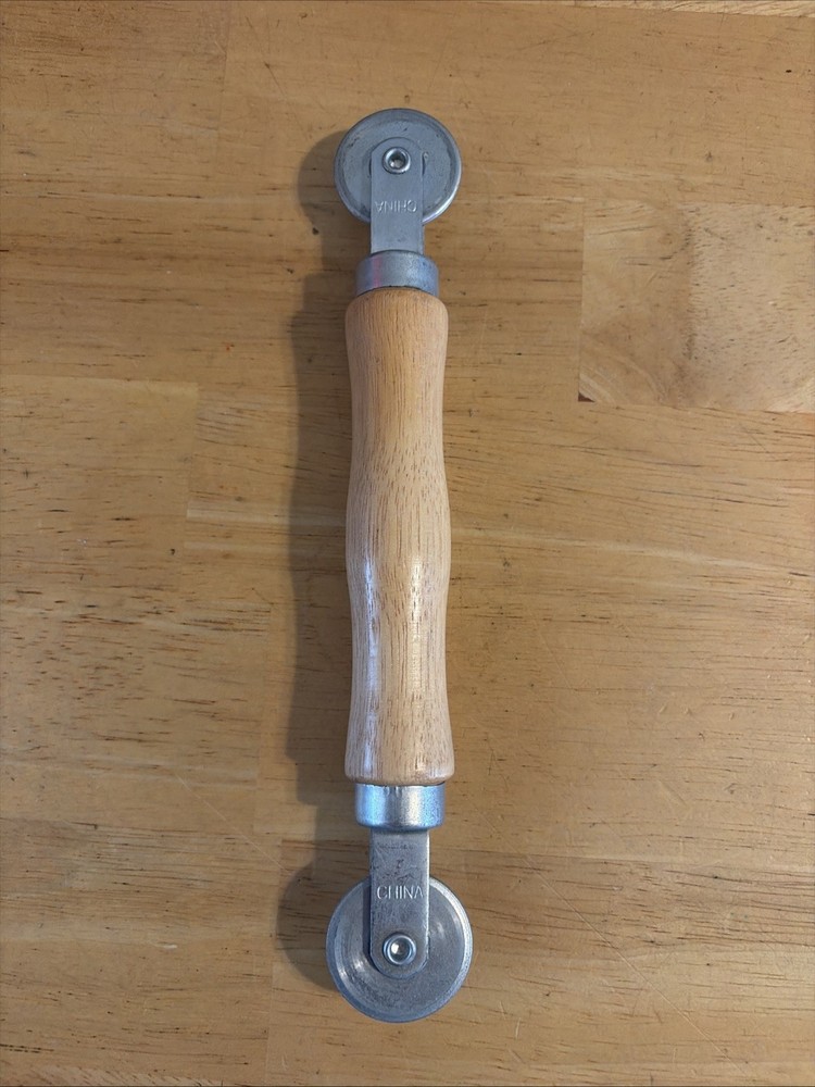 Screen Installation Dual End Wheel Wood Handle 8.75-Inch Long