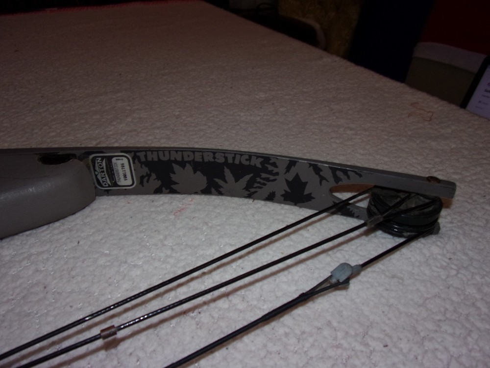 Darton Thunderstick Youth Compound Bow