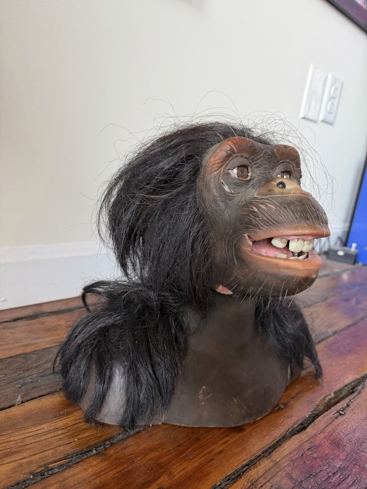 Wowwee Chimpanzee 2005 Alive Animatronics Ape Monkey WORKING! READ! No Remote