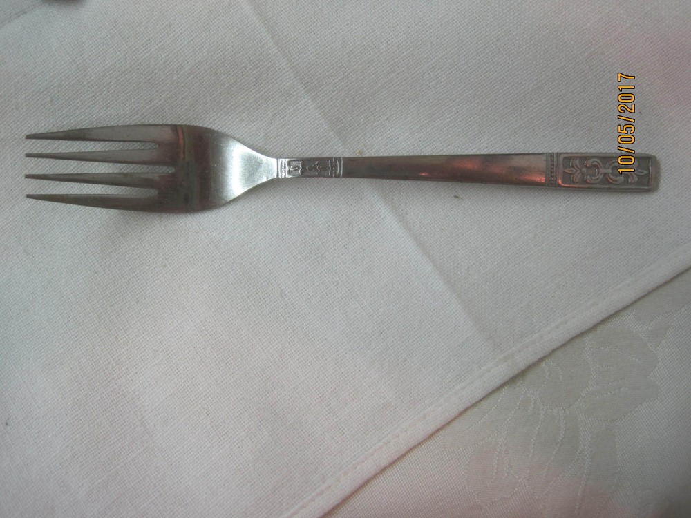 Vintage Customcraft stainless Dinner Fork CUS3