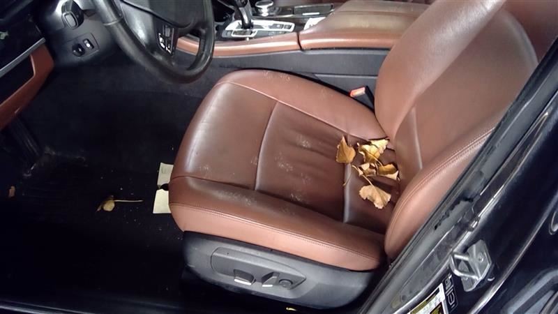 528I 2014 Fuse Box Cabin 1476031