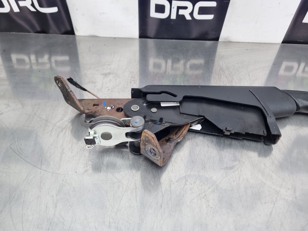 AUDI A4 B7 2004-2008 HAND BRAKE LEVER PULL
