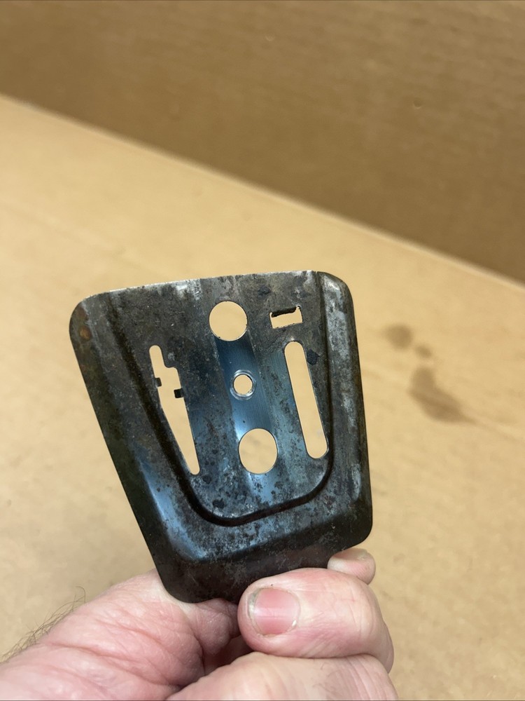Echo chainsaw Bar Plate CS-370 CS-400 CS370 CS400 Used