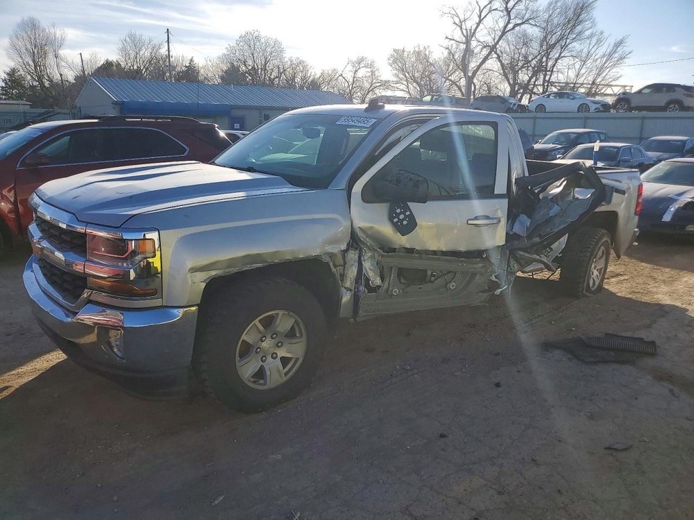 2017 Chevrolet Silverado 1500 Hitch/Tow Hook/Winch