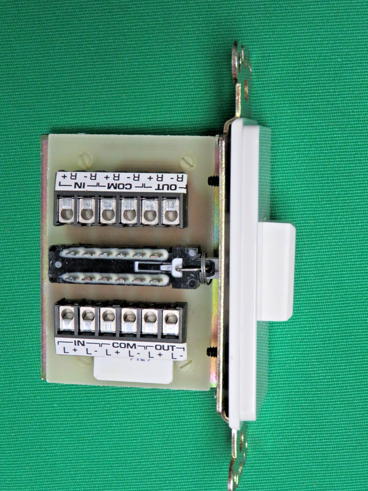 Sonance ABW1A Decora In-Wall A/B Speaker - Level Switch