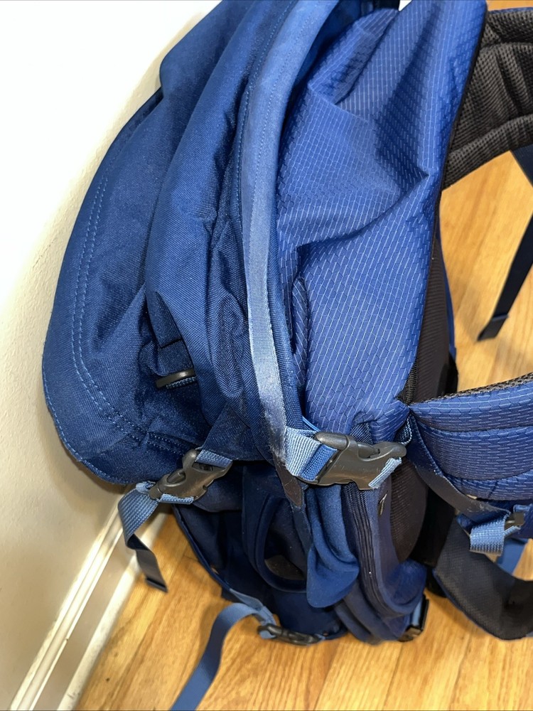 Osprey Ozone Duplex 60 Travel Backpack. Includes detachable day-pack! Blue