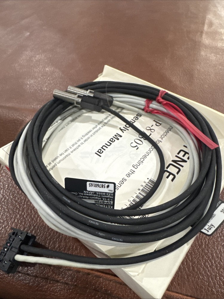 LV-S72 Keyence Ultra-Compact Digital Laser Sensor LV S72