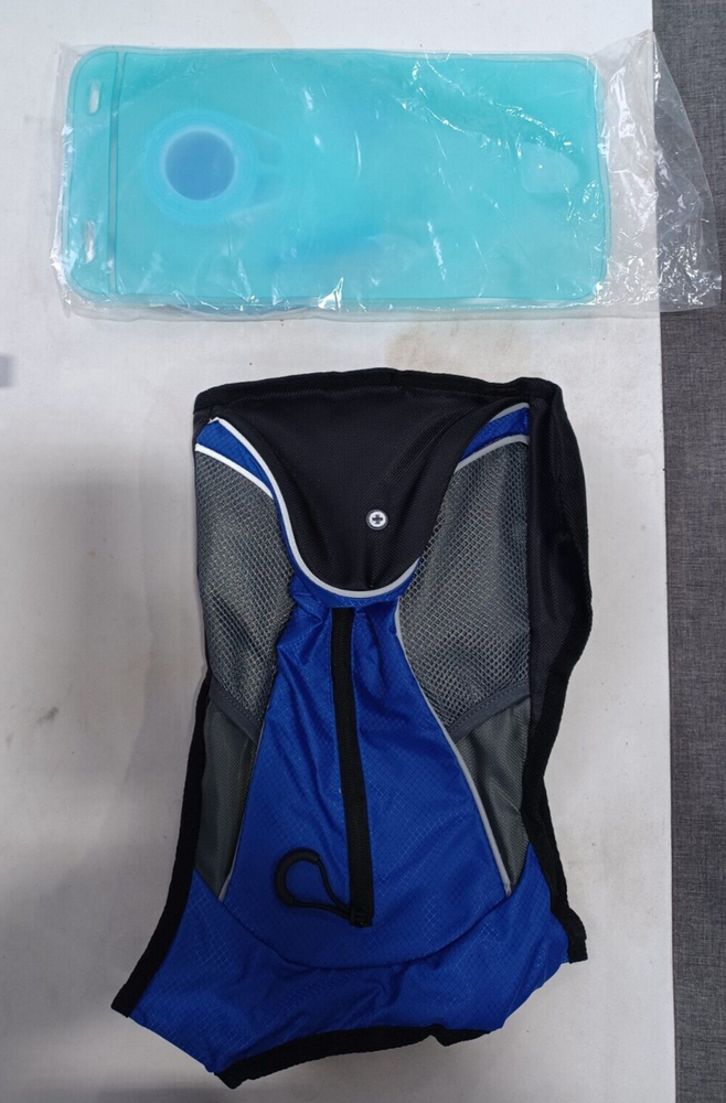 Form Focus Water Hydration Pack Backpack & Water Bladder Blue & Black New