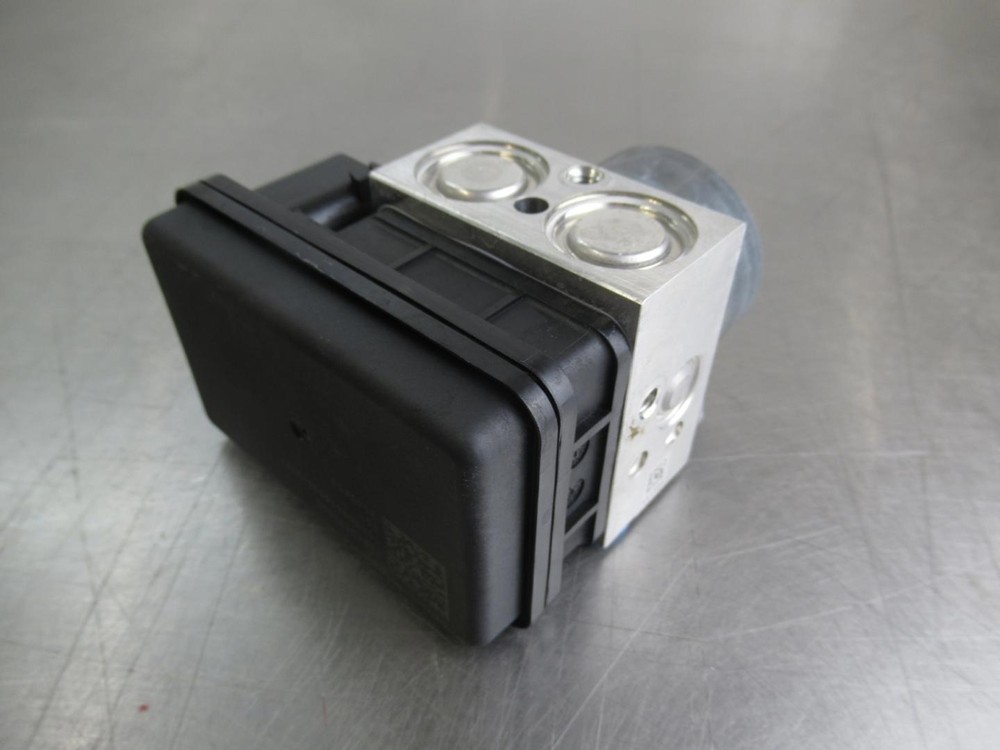 EB1407 2019 19 KTM SMC R 690 ABS MODULE