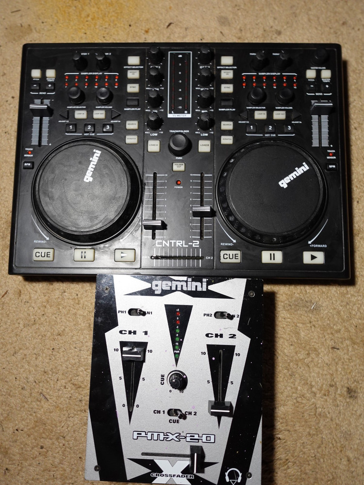 Gemini CNTRL-2 USB MIDI DJ Controller & Gemini PMX-20
