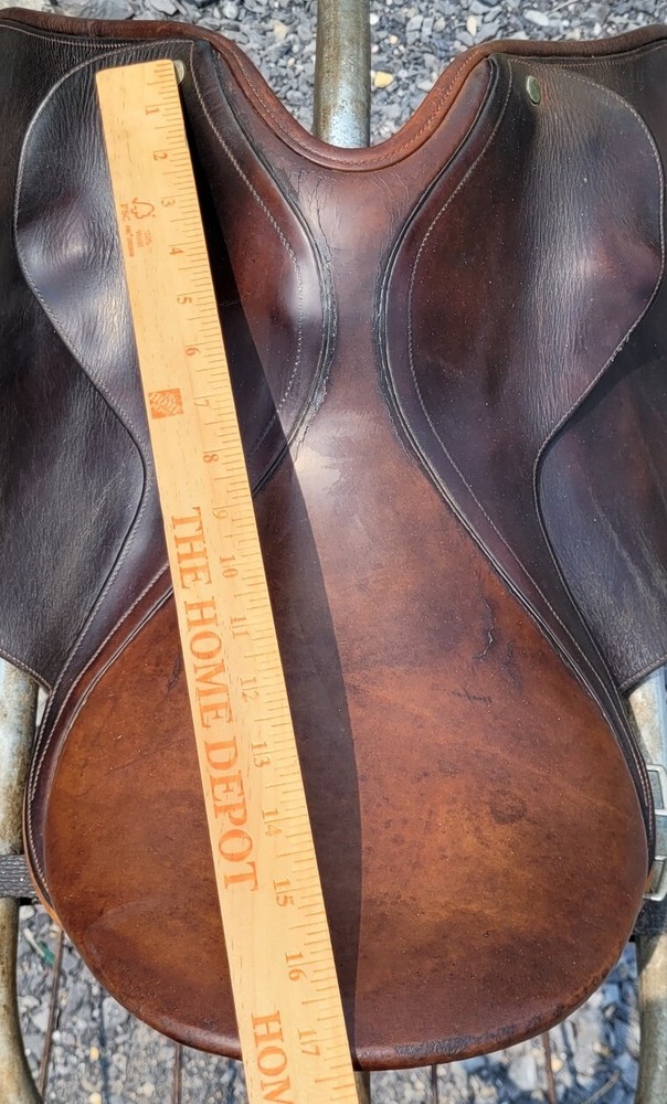 Whippy 17.5" Close Contact Saddle