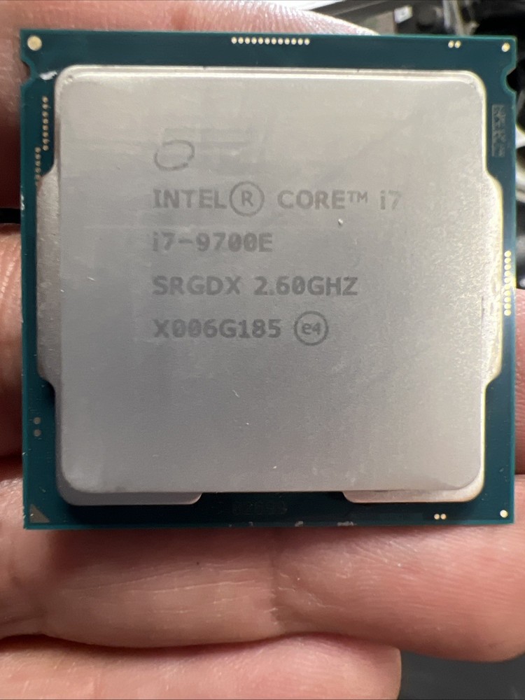 CPU Intel Core i7-9700E SRGDX  2.60GHz  8 Core 8 Threads