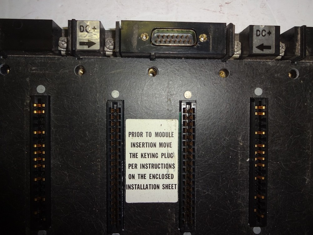 TEXAS INSTRUMENTS 6MT50 I/O MOUNTING BASE