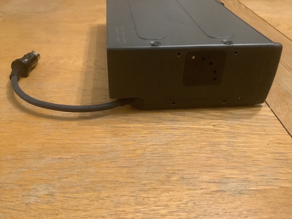 ALPINE CD Boot 6 DISC CHANGER CHM-S611 UNTESTED