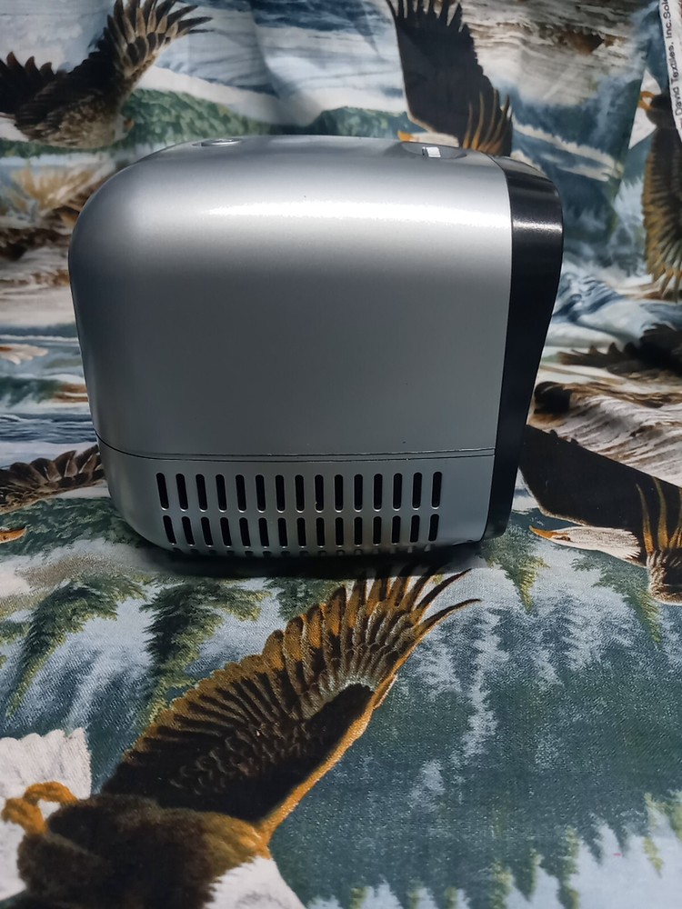 VIVITAR SUPER MINI PORTABLE PROJECTOR 1080P