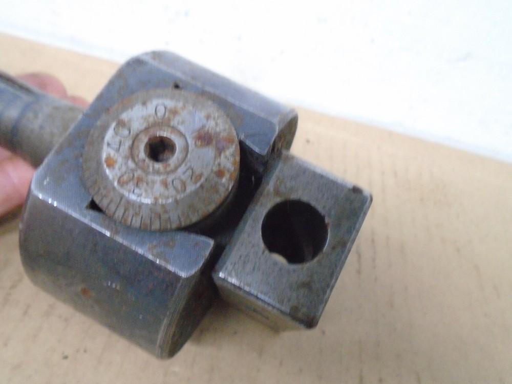 BRIDGEPORT MILLING MACHINE NO.2 ADJUSTABLE BORING HEAD