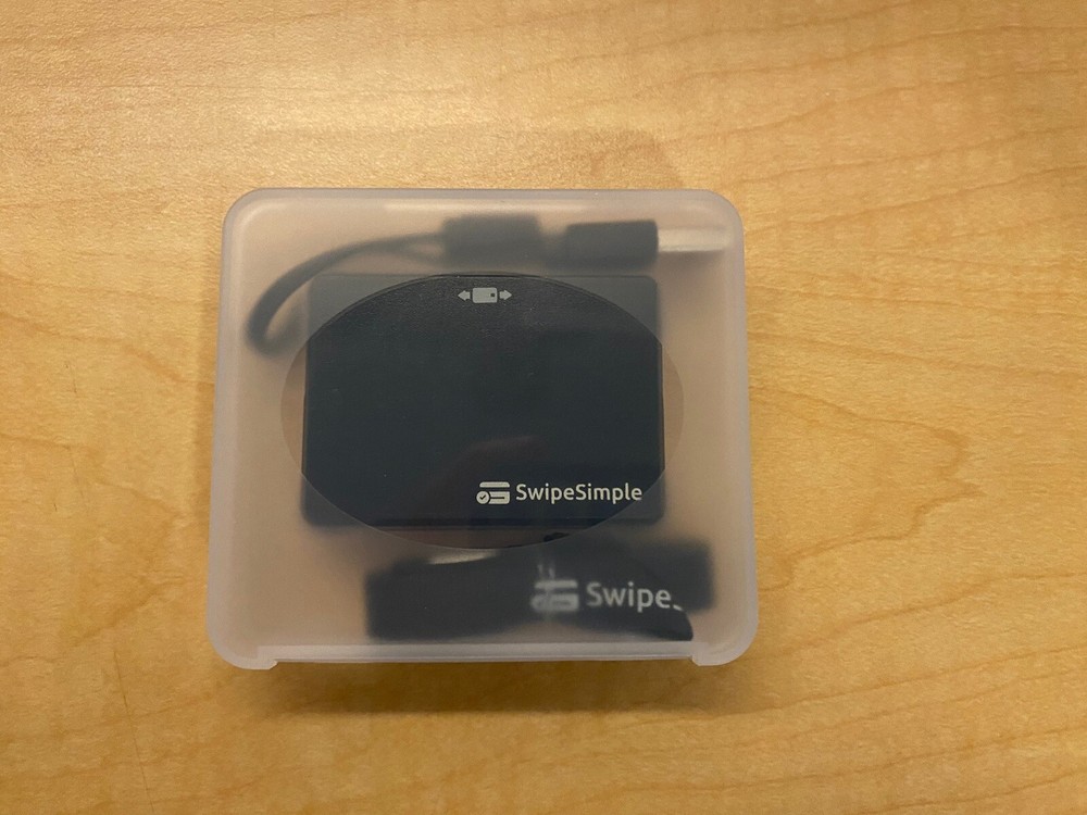 SwipeSimple Swift B200 Bluetooth Credit Card Reader