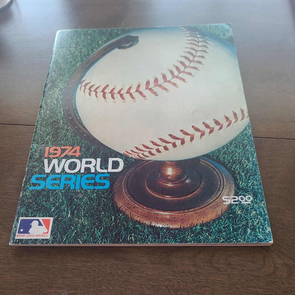 Vintage 1974 World Series Program. K2578