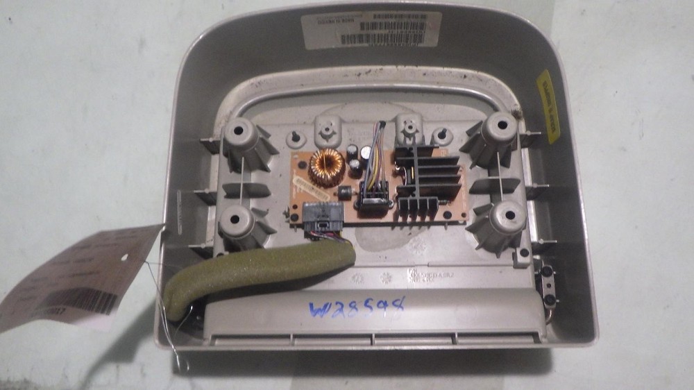 04 CHRYSLER PACIFICA Info Screen 04685877AD