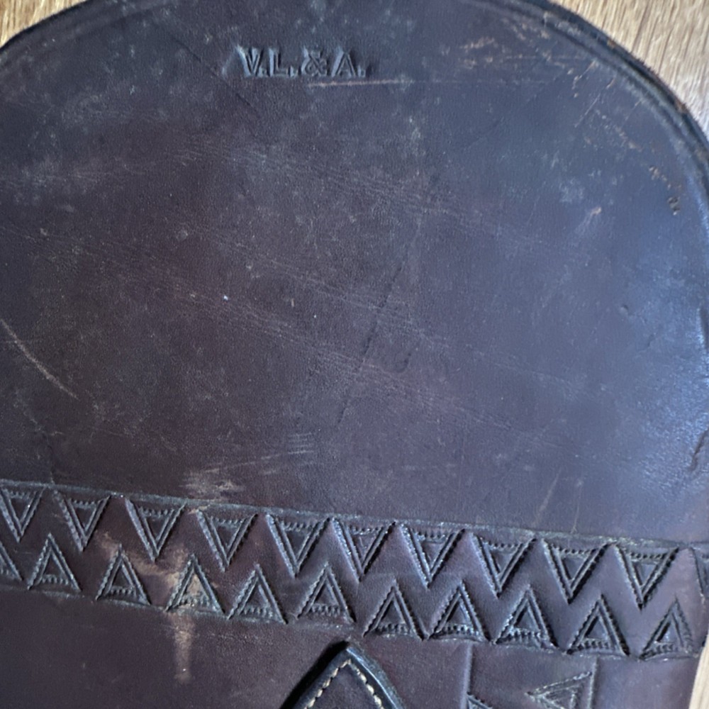 V.L. & A. Brown Leather Rifle Gun Sleeve/Drawstring Closure Saddle Strap Broken