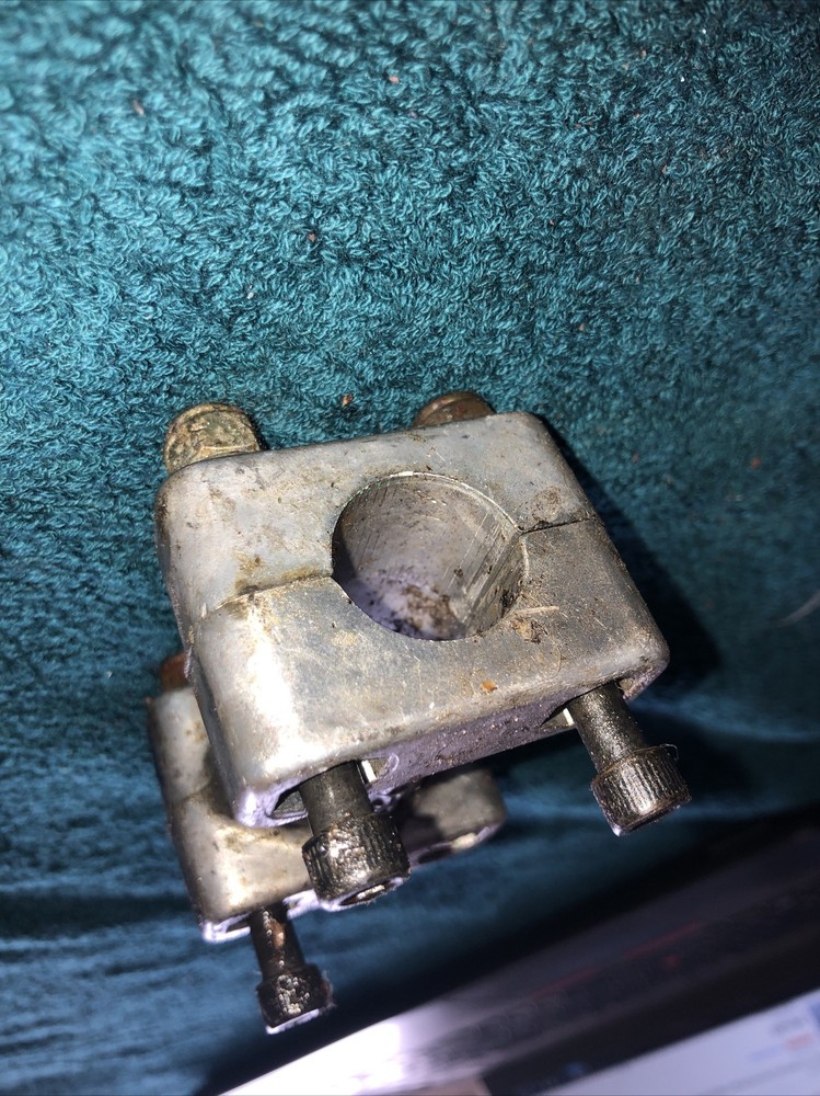 Polaris Snowmobile Xlt Hamdle Bar Clamp Bar Clamp