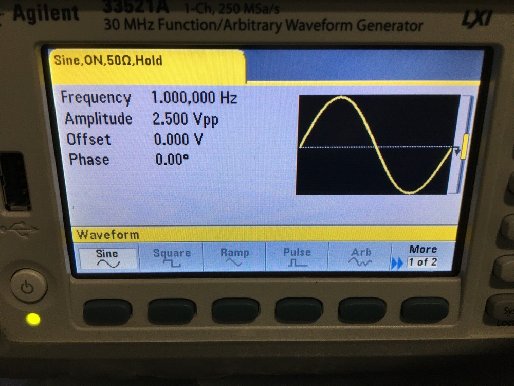 Agilent keysight 33521A Function / Arbitrary Waveform Generator, 30 MHz