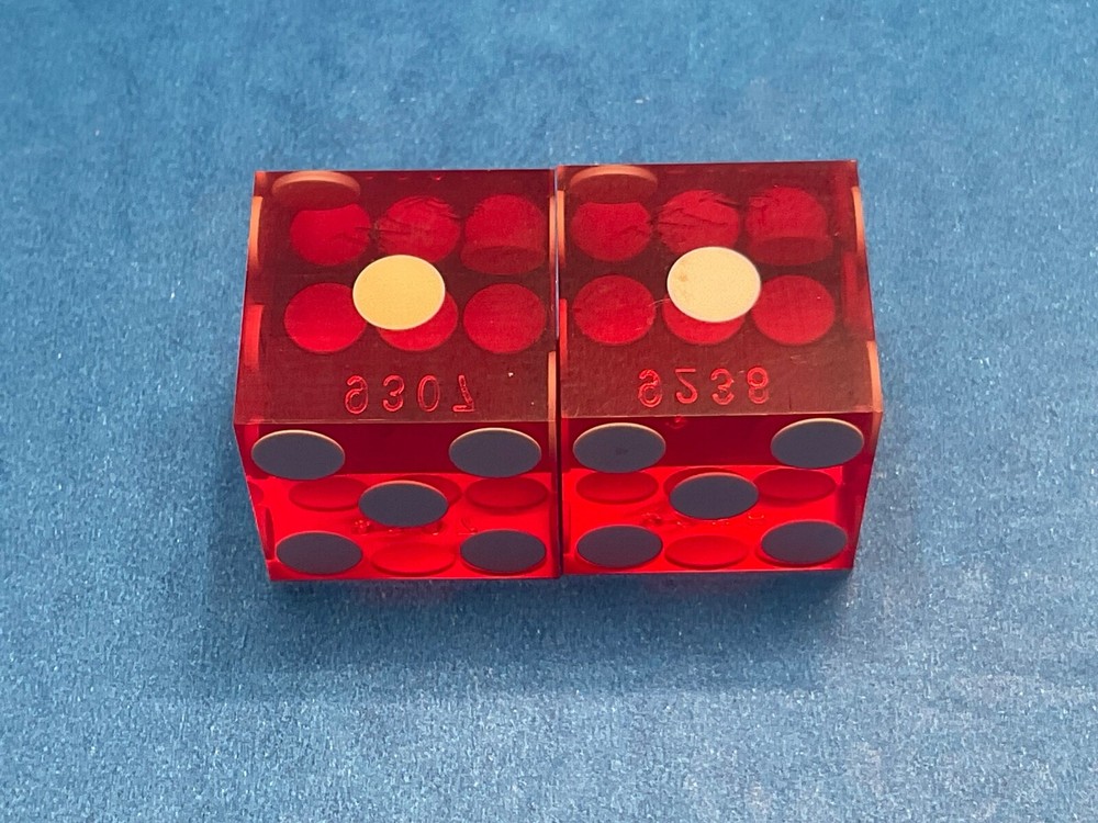 ——-MP—— CASINO DICE NON MATCHING numbers