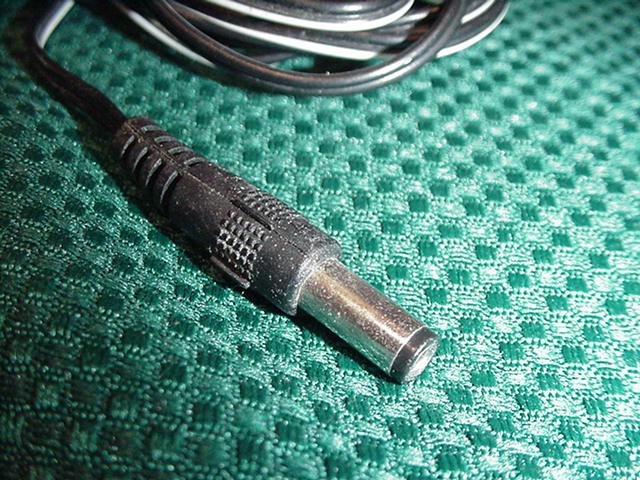 DV-9600 AC Adaptor Class 2 Transformer Input: Output: 9VDC 600mA