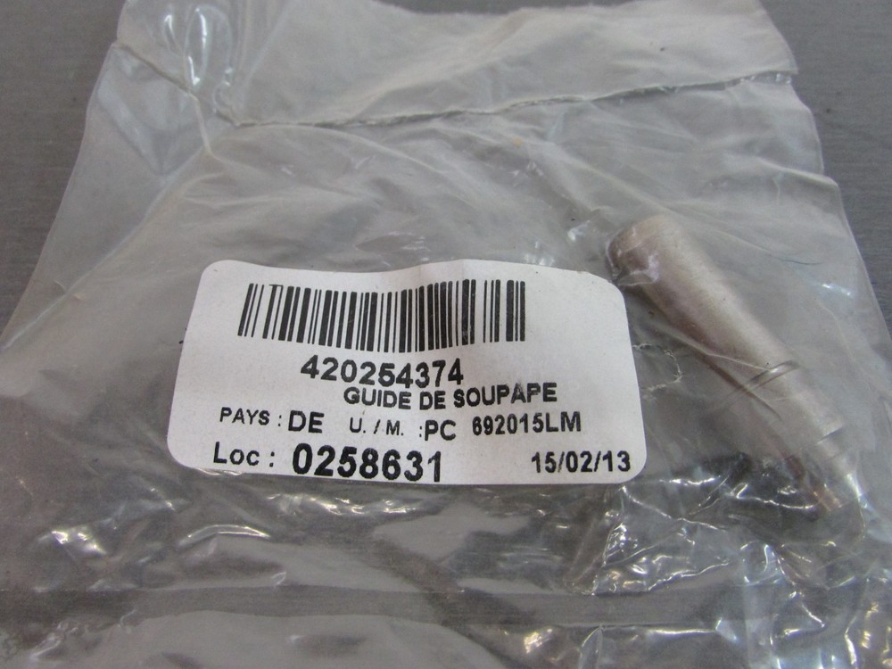 Ski doo Snow Mobile ATV Side-x-Side, Valve Guide 420254374
