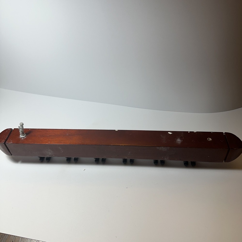 Pool Que Rack For Wall Mounting