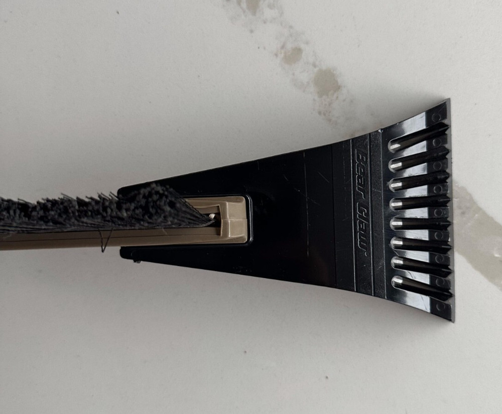 Long Handle Ice Scraper Windscreen Frost Window Snow Car Van De Icer Windshield