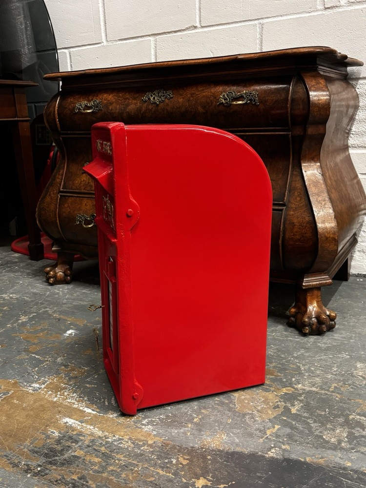 Metal Post Box. Bright Red, Comes With 2 Keys.