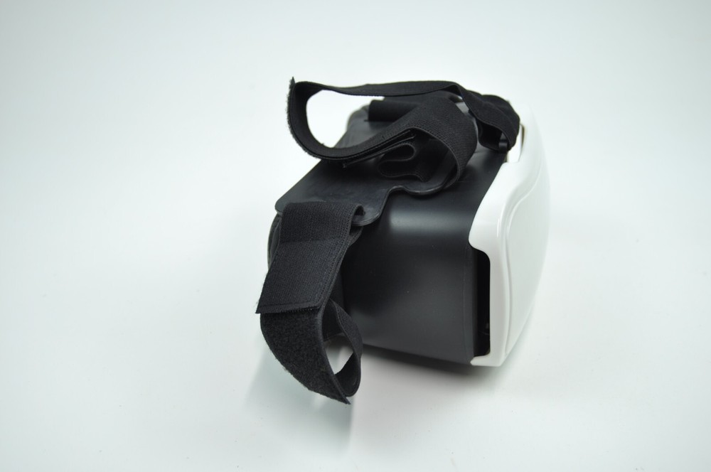 ONN Virtual Reality Smartphone Headset