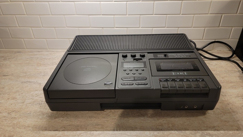 Eiki 7070A Stereo CD Player / Cassette Tape Recorder