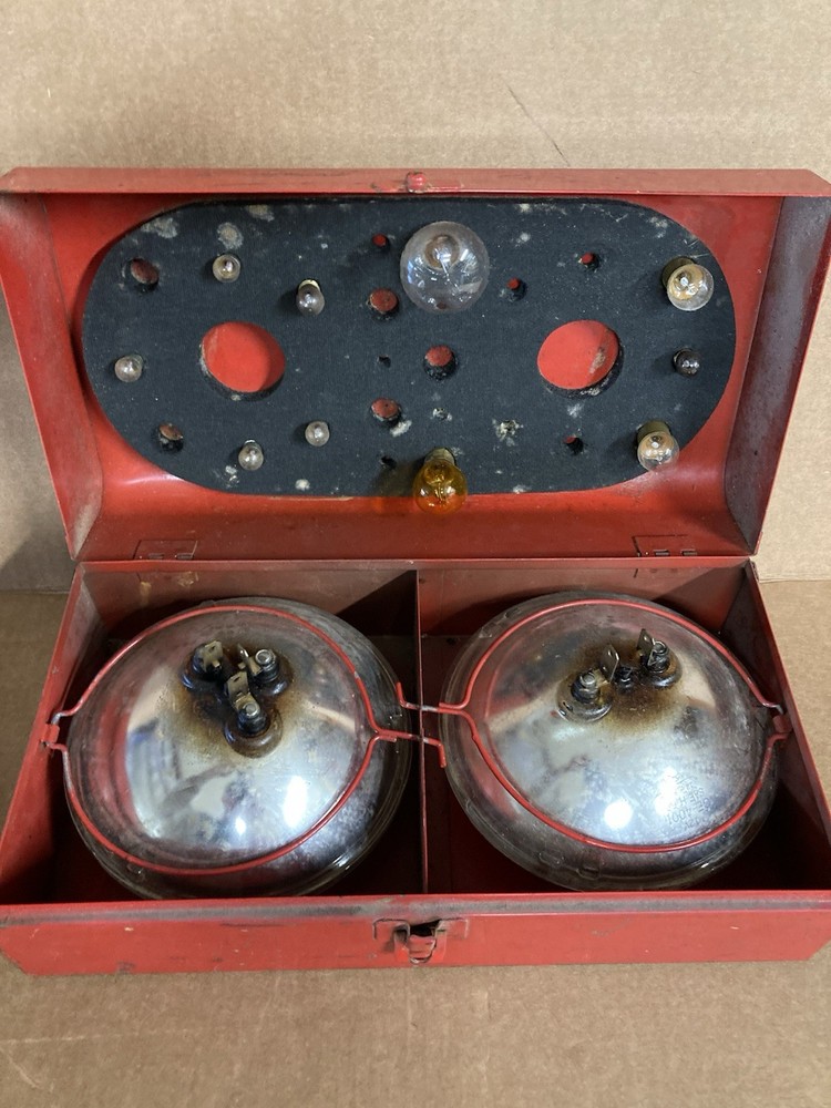 Vintage Automotive Light Emergency Kit