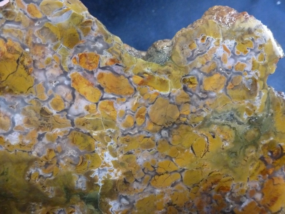CSS: 4.14 lb Piece Of Face Cut Brecciated Agate Rough Rock