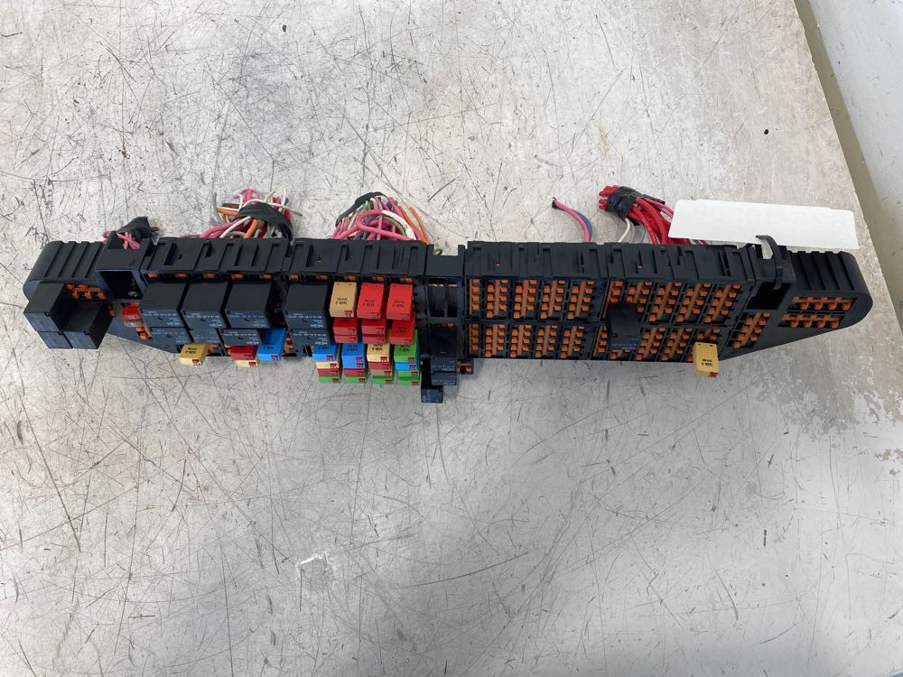 2016 International Prostar Fuse Panel (628-10308)