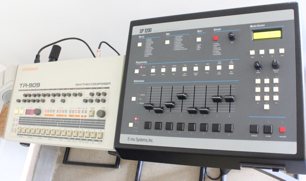 Akai MPC 1000 Format Compact Flash Drum Library SP 1200 Treated Drum Programs