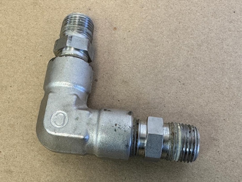 CAJON W-78 ELBOW FITTING 316 STAINLESS STEEL