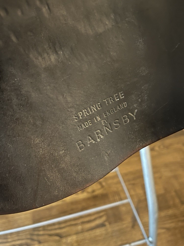 18" Barnsby English Saddle - Excellent Condition