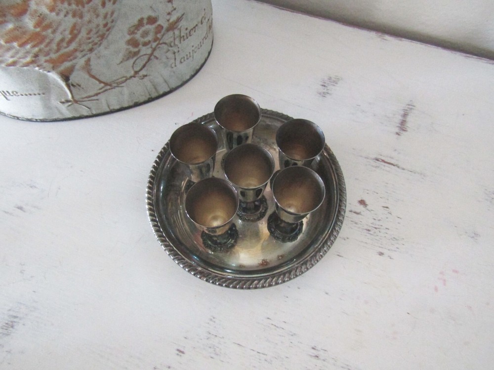 Vtg Wallace Silver Plate 6 Cordials With Tray Wine Goblets Baroque Pattern