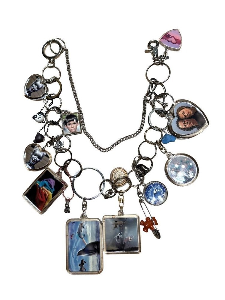 Doublet wallet chain charm