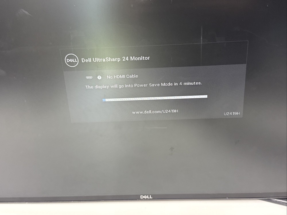 DELL U2419H 24" FLAT PANEL NO STAND*